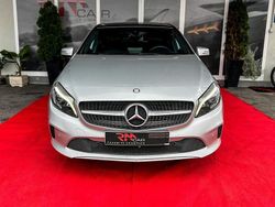 Cinza Usado 2015 Mercedes A180 Style | € 16.750 (Preço elevado)