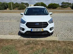 Branco Usado 2017 Ford Kuga SUV | € 16.500 (Preço justo)