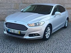 Cinza Usado 2017 Ford Mondeo Sedan | € 12.490 (Preço justo)
