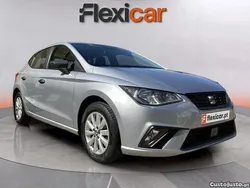 Cinza Usado 2019 Seat Ibiza Style | € 13.990 (Preço justo)