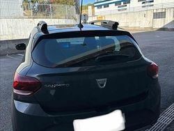 Cinzento Usado 2021 Dacia Sandero Citadino | € 17.000 (Preço justo)