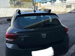 Cinzento Usado 2021 Dacia Sandero Citadino | € 17.000 (Preço justo)