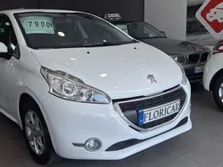 Branco Usado 2013 Peugeot 208 Active Citadino | € 7.900 (Preço justo)