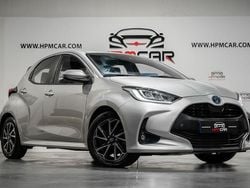 Cinza Usado 2023 Toyota Yaris Hybrid | € 24.900 (Preço elevado)