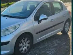 Usado 2006 Peugeot 207 Sedan | € 2.650 (Bom preço)