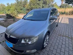 Usado 2010 Skoda Superb Carrinha | € 6.500