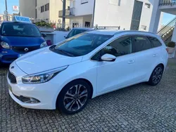 Branco Usado 2014 Kia Ceed Carrinha | € 8.900 (Preço justo)