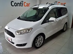 Branco Usado 2017 Ford Tourneo Titanium | € 13.990