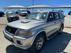 Cinza Usado 2000 Mitsubishi Pajero SUV | € 7.990