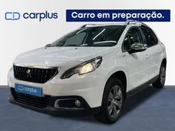 Branco Usado 2018 Peugeot 2008 Style SUV | € 12.100 (Preço justo)