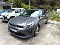 Cinza Usado 2021 Kia Rio | € 14.500 (Preço justo)