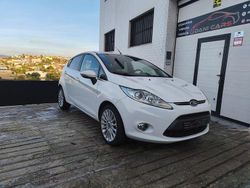 Usado 2012 Ford Fiesta Citadino | € 2.950 (Bom preço)