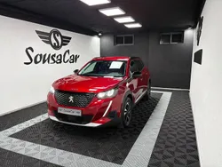 Vermelho Usado 2022 Peugeot 2008 Allure SUV | € 18.450 (Bom preço)