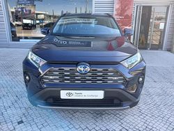 Azul (pintura metalizada) Usado 2024 Toyota RAV4 Comfort SUV | € 44.000