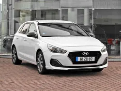 Branco Usado 2019 Hyundai i30 Style Carrinha | € 16.990 (Preço justo)