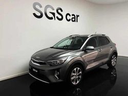Cinza Usado 2024 Kia Stonic SUV | € 19.500 (Preço elevado)