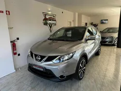 Cinzento Usado 2015 Nissan Qashqai SUV | € 16.990 (Preço elevado)