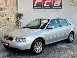 Cinza Usado 2001 Audi A3 Attraction Citadino | € 4.750