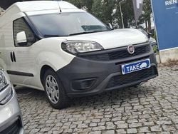 Branco Usado 2018 Fiat Doblò Monovolume | € 12.300 (Preço justo)