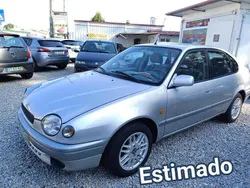 Cinzento Usado 1998 Toyota Corolla | € 2.999