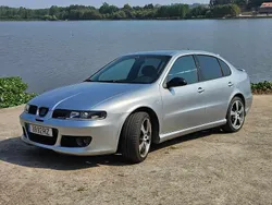 Cinzento Usado 2001 Seat Toledo Sedan | € 9.000