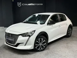 Branco Usado 2022 Peugeot e-208 Citadino | € 20.900 (Preço elevado)