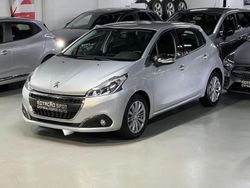 Prata Usado 2018 Peugeot 208 Allure Citadino | € 9.990 (Preço justo)