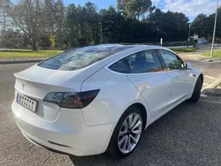 Branco Usado 2019 Tesla Model 3 Standard Range Plus Sedan | € 19.900 (Preço justo)