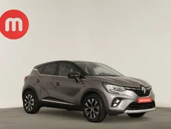 Cinzento Usado 2023 Renault Captur Techno SUV | € 18.999 (Bom preço)