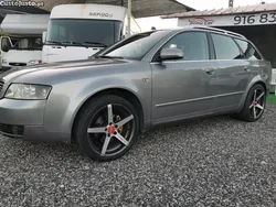 Cinza Usado 2002 Audi A4 | € 5.490 (Preço justo)