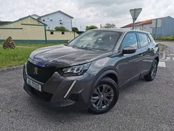 Cinzento Usado 2021 Peugeot 2008 SUV | € 16.490 (Preço justo)