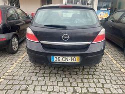 Usado 2006 Opel Astra Sedan | € 2.250 (Preço justo)