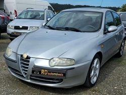 Cinzento Usado 2005 Alfa Romeo 147 Citadino | € 5.000