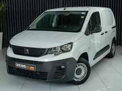 Branco Usado 2020 Peugeot Partner Monovolume | € 13.800 (Preço justo)