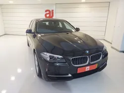 Castanho Usado 2014 BMW 520 Luxury Line Carrinha | € 14.990 (Bom preço)