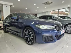 Azul Usado 2022 BMW 530e Sedan | € 37.990 (Bom preço)