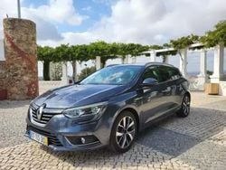 Cinzento Usado 2017 Renault Mégane GrandTour Bose Edition Carrinha | € 14.900 (Preço justo)