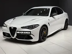 Branco Usado 2021 Alfa Romeo Giulia Quadrifoglio Sedan | € 65.900