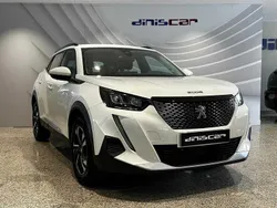 Branco Usado 2021 Peugeot 2008 Allure SUV | € 19.900 (Preço justo)