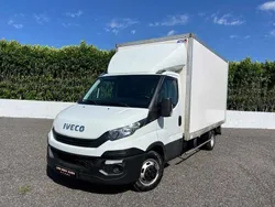 Branco Usado 2019 Iveco Daily | € 29.990 (Preço elevado)