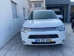 Branco Usado 2014 Mitsubishi Outlander SUV | € 10.000