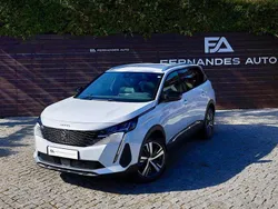 Branco Usado 2024 Peugeot 5008 Allure Monovolume | € 33.990 (Preço justo)