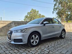 Cinzento Usado 2018 Audi A1 Sportback Citadino | € 14.600 (Preço justo)