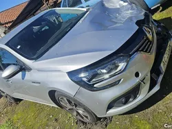 Cinza Usado 2017 Renault Mégane IV Bose Edition | € 4.999