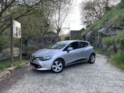 Cinza Usado 2015 Renault Clio IV LIMITED | € 9.500 (Preço justo)