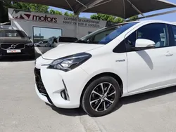 Branco Usado 2019 Toyota Yaris Hybrid Comfort | € 16.950
