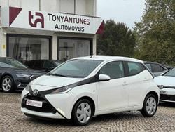 Branco Usado 2015 Toyota Aygo Citadino | € 9.900 (Bom preço)
