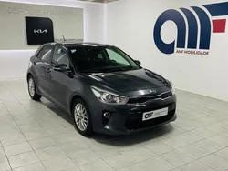 Cinza Usado 2018 Kia Rio | € 11.900 (Preço justo)