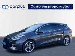 Cinzento Usado 2018 Kia Ceed Sportswagon Carrinha | € 18.900 (Caro)