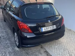 Preto Usado 2008 Peugeot 207 Sedan | € 3.800 (Bom preço)
